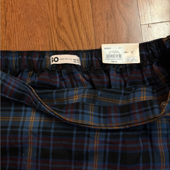 SO Blue and Purple Plaid Mini Skort with Buckle Accents. Size Juniors 11. NWT - Picture 6 of 9
